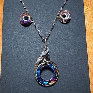 Iridescent Circle Phoenix Pendant Necklace with Earrings